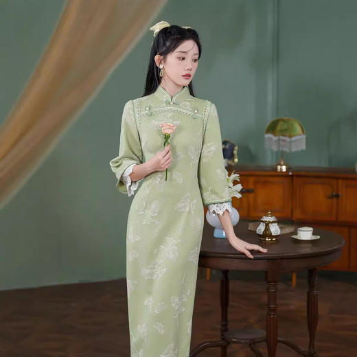 2024年秋季新款改良日常修身改良气质年轻款方襟长款国风旗袍XL1129 商品图2