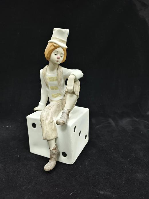 西班牙制作的素面瓷小丑瓷偶 商品图0