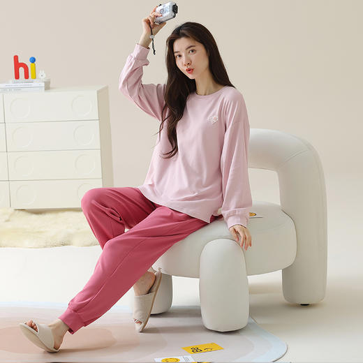 康妮雅女式长袖长裤套头套装 商品图0