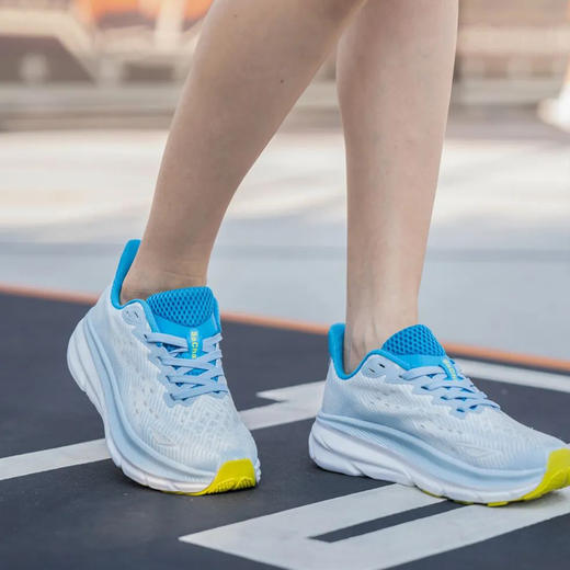 Sacha跑鞋（现哥同款）， 穿明星同款跑鞋！狂跑6圈不累脚，男女都能穿 商品图1