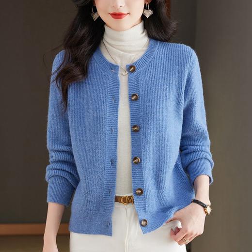 CC-101-Q022圆领针织开衫女秋装2024年新款外搭上衣单排扣毛衣小外套春秋 商品图3