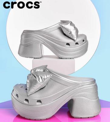 CROCS洞洞鞋 人鱼鞋蝴蝶结Clog 金属银210050-0P1 商品图1