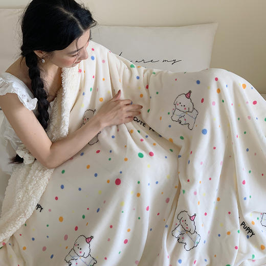 【秋冬牛奶绒毛毯】加厚羊羔绒沙发毯 办公室午睡毯空调毯 羊羔绒面料保暖 商品图7