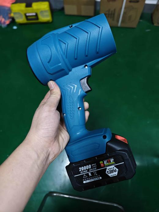 【包邮04742】NSK锂电暴风枪一电一充10节电池 商品图4