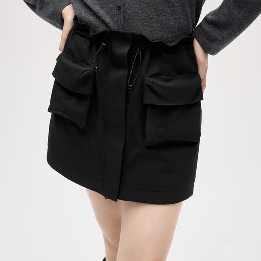 【严选】伊芙丽都市户外风收腰抽绳短款防风防水羽绒半身裙2024秋季新款1FA941921 商品图2