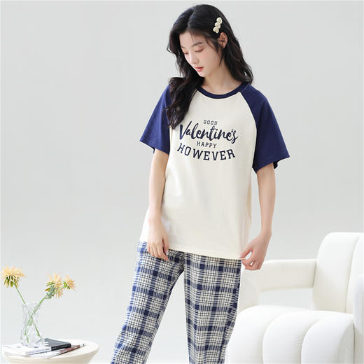 康妮雅女式短袖长裤套头套装 商品图3