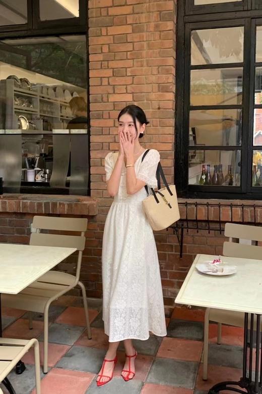 Le Malene 盘扣装饰V领蕾丝收腰连衣裙 18566 商品图3