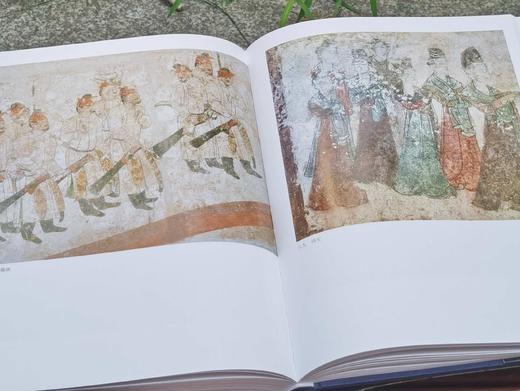 《中国墓室壁画全集 隋唐五代卷》+《中国墓室壁画全集 宋辽金元卷》，精装，16开函套装，金维诺总主编，河北教育出版社2011年一版一印，单册定价320元，售价：192元，合售380元两册。可单售。 商品图11