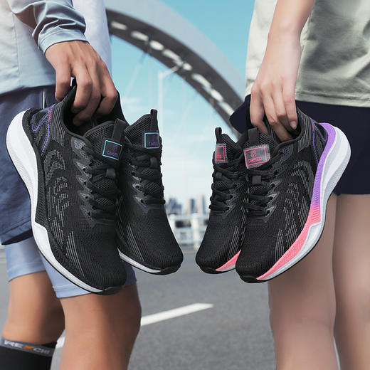 CAMSSOO美骆世家碳板运动鞋 ，Boost科技真爆米中底、男女款都有 商品图1