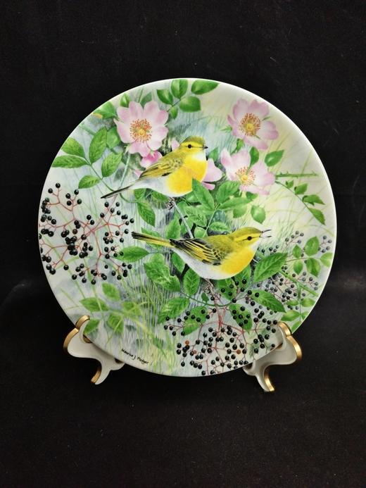 英国皇家道尔顿限量鸟类骨瓷赏盘，由Maurice J. Pledger创作的树篱间的鸟系列 商品图9