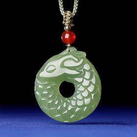 【经典】小萌龙献瑞天然和田玉吊坠
