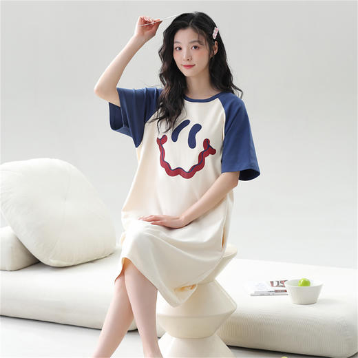 康妮雅女式短袖睡裙 421622548 商品图3