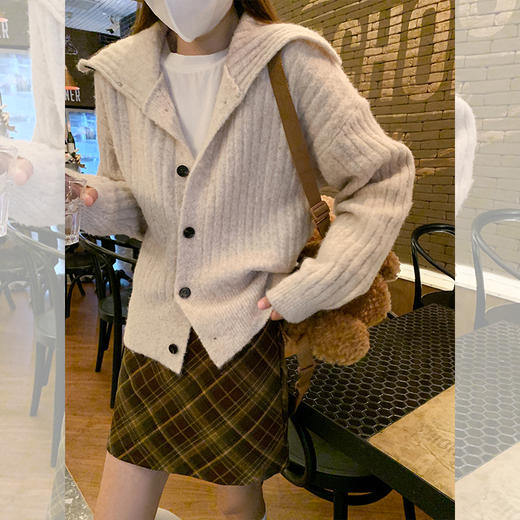 <曾小咸推荐>设计感慵懒风2色高领宽松系扣毛衣 商品图2