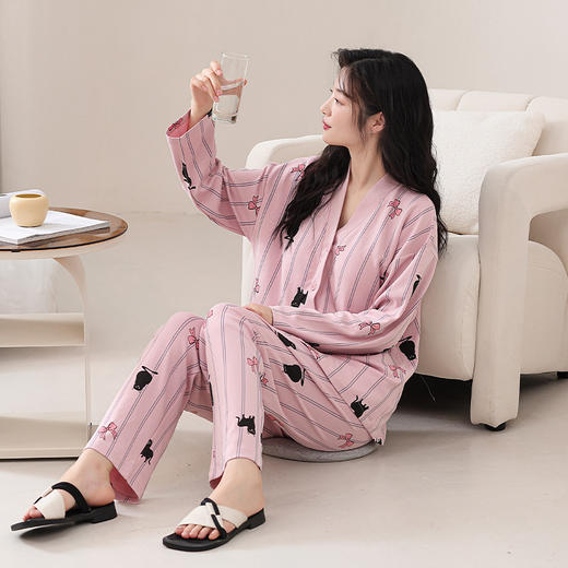 康妮雅女式长袖长裤开襟套装 商品图1