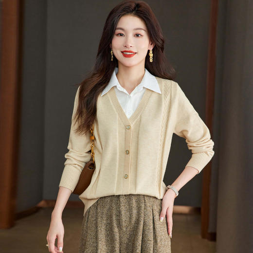 CC-66-5826假两件长袖衬衫女秋季2024新款遮肚子别致针织上衣叠穿毛衣打底衫 商品图1