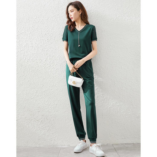 【五折购】熙世界夏款气质蕾丝衫裤子休闲套装女舒适运动套装女 商品图6