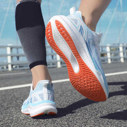 CAMSSOO美骆世家碳板运动鞋 ，Boost科技真爆米中底、男女款都有 商品图8