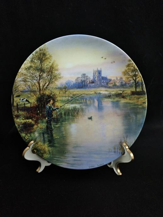 英国威基伍德与戴宝尼联名款“钓鱼去”系列赏盘 商品图5