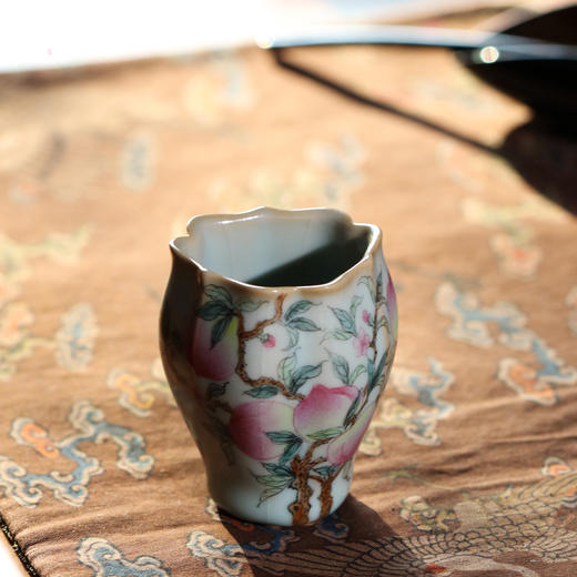 问鼎汝瓷鼎峰系列小佛手杯（五桃）（缺货） 商品图1