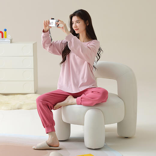 康妮雅女式长袖长裤套头套装 商品图3