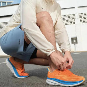 Sacha跑鞋（现哥同款）， 穿明星同款跑鞋！狂跑6圈不累脚，男女都能穿