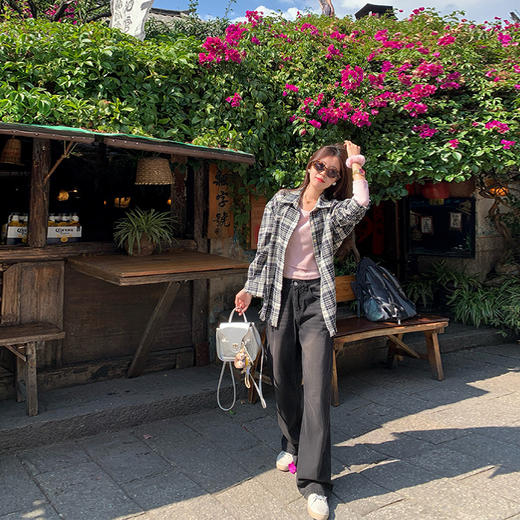 <曾小咸推荐>百搭通勤2色高腰显瘦直筒牛仔裤 商品图2