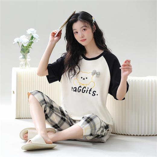 康妮雅女式短袖中裤套头套装 商品图2