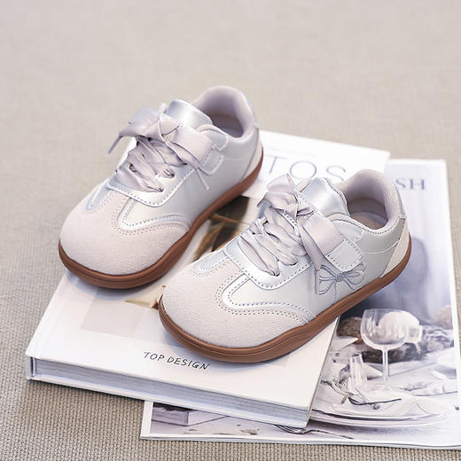 热卖中！2024春秋新款儿童德训鞋，隐藏魔术贴设计，穿脱方便_ym 商品图2