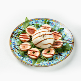 水果布拉塔沙拉