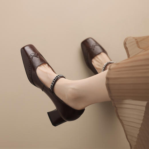 DFuse迪芙斯2024秋新款法式复古玛丽珍鞋粗跟小香风中跟单鞋女DF431117AC 商品图5