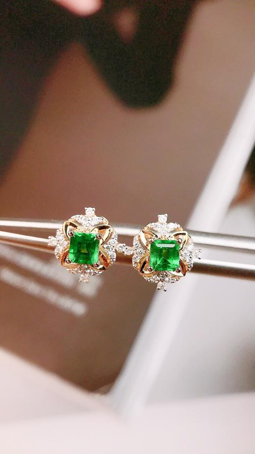 18k金镶祖母哥伦比亚绿耳钉0.44ct 商品图1