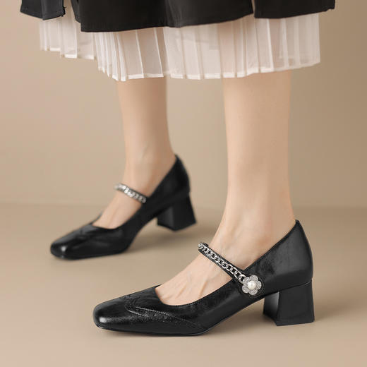 DFuse迪芙斯2024秋新款法式复古玛丽珍鞋粗跟小香风中跟单鞋女DF431117AC 商品图1