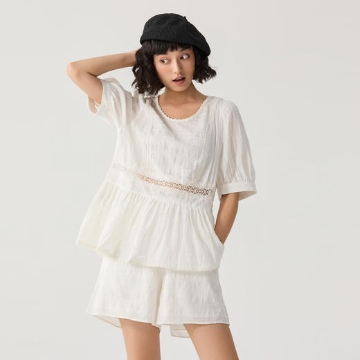 谜底套装女2024夏季新品复古文艺风蕾丝刺绣上衣+短裤242MTZ0592 商品图0