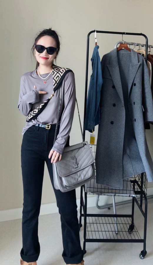 到手两件德芙轻柔亲肤基础打底衫 商品图2