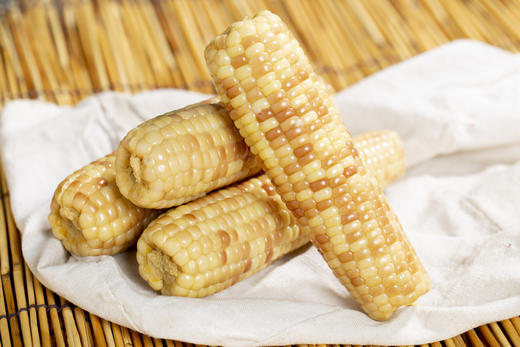 平价优选：边境密藏，老品鲜食香糯小玉米，云南密境玉米营养美味，2kg/箱 烟花谷 商品图4