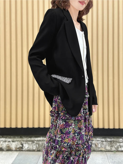 TYNVIE 翻盖插袋修身西装 - 黑色 商品图7