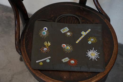 aodress2色刺绣包包 商品图1