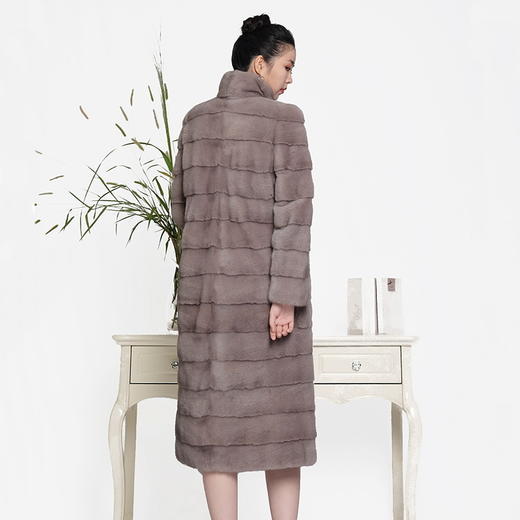 SIM GRACE 优雅夫人 女士轻奢水貂横排设计外套立领收身中长款时尚英伦风大衣 商品图2