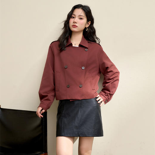 西遇红色短款风衣女新款时尚轻熟高级感双排扣外套D3542304 商品图4