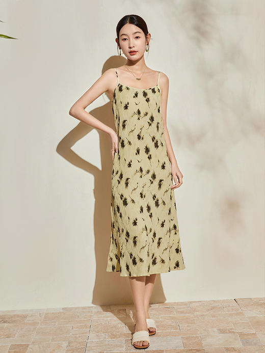 【专属特价】熙世界夏季轻国风水墨晕染印花吊带裙子度假风连衣裙女 商品图4