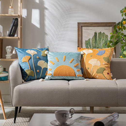 【远梦】远梦柔暖拾光刺绣抱枕 商品图3