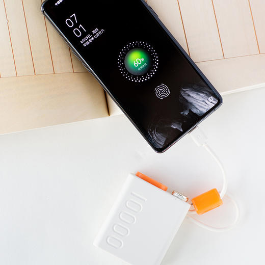 幻响小小宝超级快充移动电源S8 10000毫安 自带Type-C充电线、Lightning线 支持快充 迷你携带 商品图5