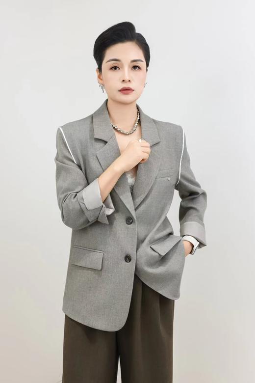 34BAR232808#主理人梅姐同款前假袋西装外套 商品图0