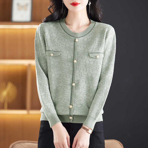 CC-22-136小香风针织衫女秋季设计感绣花上衣2024年秋洋气长袖妈妈打底毛衣 商品图1