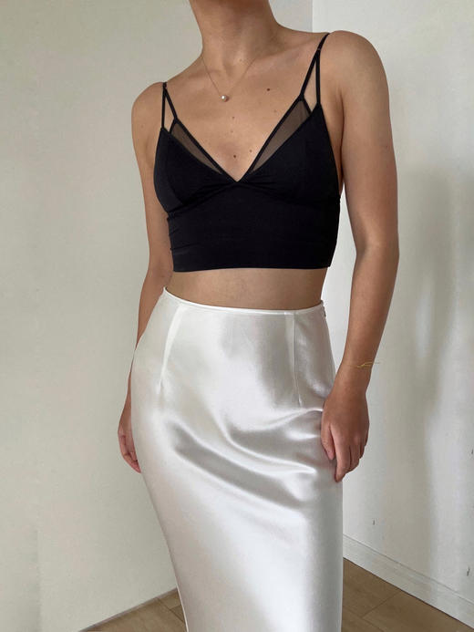 LOAM｜重塑 环保网纱短吊带上衣  [ 水光白 / 夜幕黑 / 暖柔沙 / 晴空蓝 / 浓咖棕 ] 商品图4