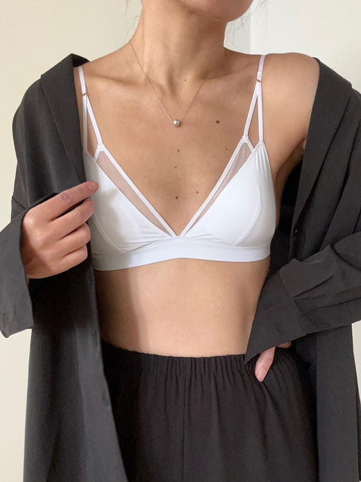 LOAM｜重塑 环保网纱三角杯  [ 水光白 / 夜幕黑 / 暖柔沙 / 晴空蓝 / 浓咖棕 ] 商品图2