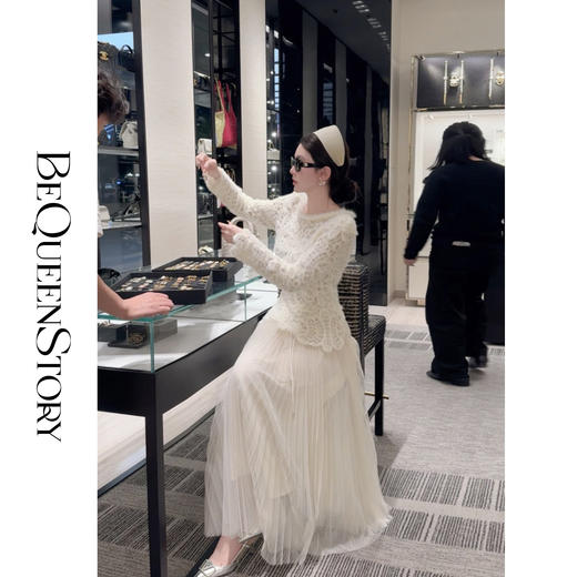 【孤品样衣，不退不换】 【花蔷曼塔】柔软时尚弹力针织拼接水貂毛圆领打底衫女 商品图3