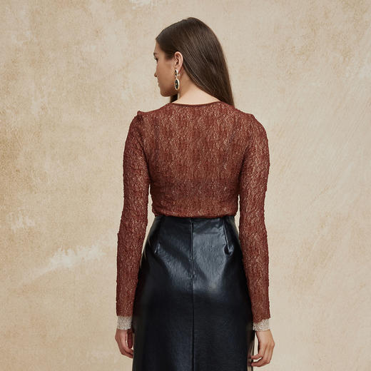 PG645斯尔丽24秋季新款法式浪漫双层弹力针织镂空提花圆领合体上衣 商品图1