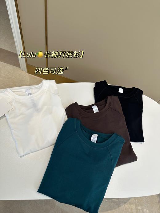 点此购买 露露春秋季crewneck女士长袖打底衫 ye 297412 商品图14