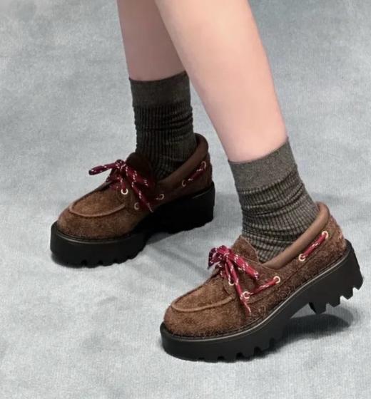  买手店渠道  缪麂皮厚底乐福鞋  石楠木色  进口牛反绒增高显腿细 商品图0